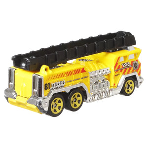 Hot Wheels Monster Truck si Masinuta Metalica 5 Alarm