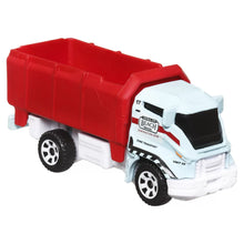 Încarcă imaginea în Galerie, Matchbox Set 5 Masinute Metalice Mbx Construction Iii
