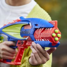 Încarcă imaginea în Galerie, Nerf Blaster Dinosquad Terrodak
