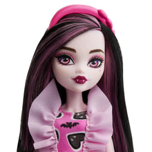 Încarcă imaginea în Galerie, Monster High Papusa Draculaura
