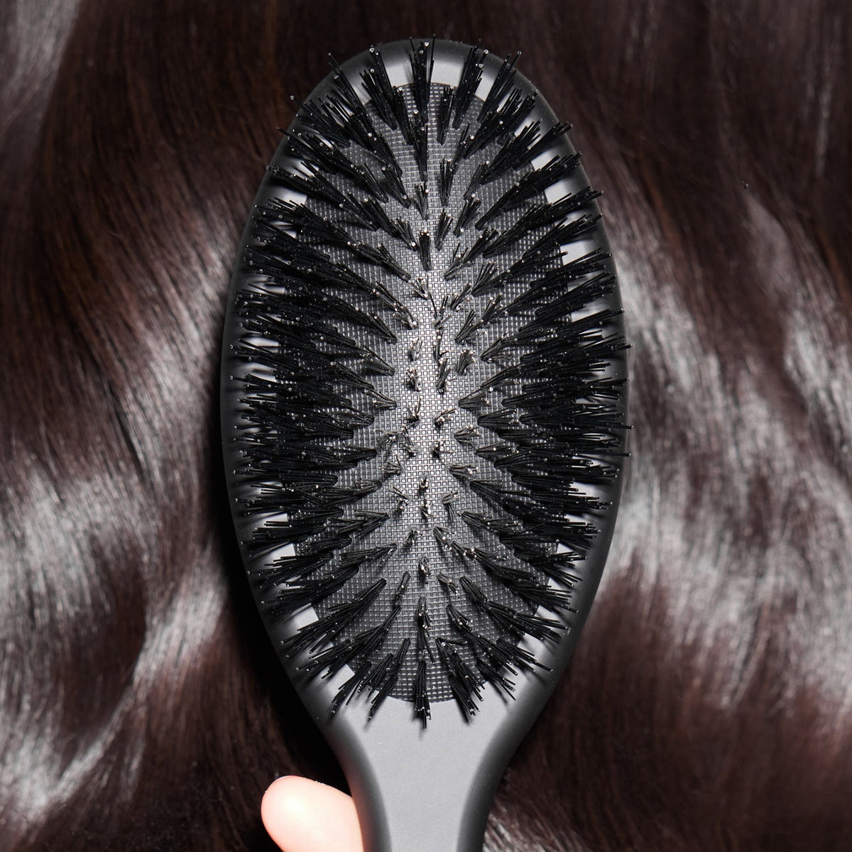 GHD The Dresser Oval Dressing Brush Perie Anti-Static pentru Descurcare