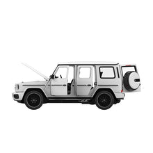 Încarcă imaginea în Galerie, Rastar Masinuta Metalica Merceded Benz AMG G63 Alb
