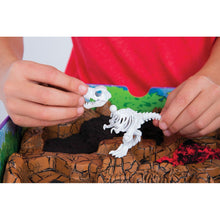 Încarcă imaginea în Galerie, Kinetic Sand Set Dino Santierul Arheologic
