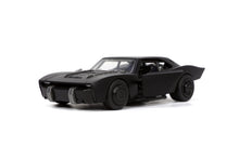 Încarcă imaginea în Galerie, Jada Toys Batman Masinuta din Metal Batmobile 2022
