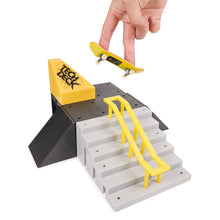 Încarcă imaginea în Galerie, Tech Deck Pachet Xconnect Fingerboard Pyramid Shredder
