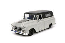 Încarcă imaginea în Galerie, Jada Toys Set Masinuta 1957 Chevy Suburban si Figurina Frankenstein
