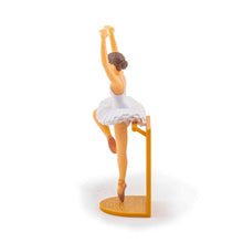 Încarcă imaginea în Galerie, Papo Personaje de Basm Figurina Balerina
