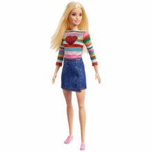 Încarcă imaginea în Galerie, Barbie Papusa Malibu
