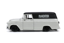 Încarcă imaginea în Galerie, Jada Toys Set Masinuta 1957 Chevy Suburban si Figurina Frankenstein
