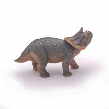 Încarcă imaginea în Galerie, Papo Dinozauri Figurina Dinozaur Triceratops Tanar
