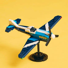 Încarcă imaginea în Galerie, Lego Creator Avion De Curse

