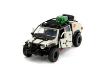 Încarcă imaginea în Galerie, Jada Toys Jurassic World Masinuta Metalica Jeep Gladiator
