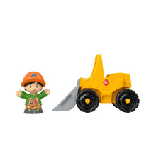 Încarcă imaginea în Galerie, Fisher Price Little People Little People Vehicul Buldozer 10cm
