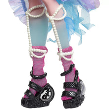 Încarcă imaginea în Galerie, Monster High Papusa Lagoona Blue
