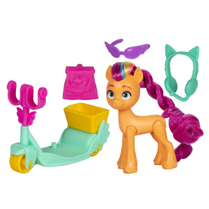 My Little Pony Sunny Starscout pe Scooter Set Figurina si 4 Accesorii