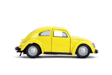 Încarcă imaginea în Galerie, Jada Toys Transformers Masinuta Metalica Bumblebee Volkswagen Beetle
