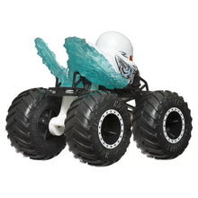 Încarcă imaginea în Galerie, Hot Wheels Monster Truck Masinuta Duck N Roll
