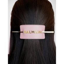 Încarcă imaginea în Galerie, Balmain Le Pastel Pink Hair Barrette with Golden Logo SS20 - Agrafa
