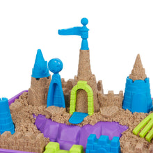 Încarcă imaginea în Galerie, Kinetic Sand Set Regatul Nisipului de Plaja
