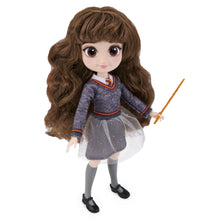 Încarcă imaginea în Galerie, Harry Potter Wizarding World Papusa Hermione Granger 20cm
