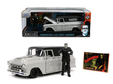 Încarcă imaginea în Galerie, Jada Toys Set Masinuta 1957 Chevy Suburban si Figurina Frankenstein
