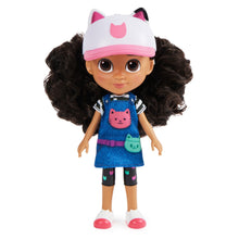 Încarcă imaginea în Galerie, Gabbys Dollhouse Papusa de Calatorie 20.3cm

