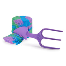 Încarcă imaginea în Galerie, Kinetic Sand Set de Creatie Squish
