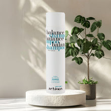 Încarcă imaginea în Galerie, Artego Balance Sampon 250ml - Sampon Pentru Par Gras si Exces de Sebum
