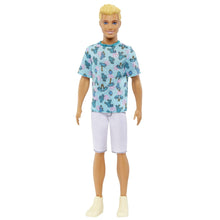 Încarcă imaginea în Galerie, Barbie Papusa Ken Baiat Fashionistas Blond
