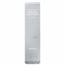 Încarcă imaginea în Galerie, Babor Doctor Resurface Dark Spot Correcting Concentrate 30ml - Ser Concentrat Pentru Pete Pigmentare
