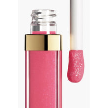 Încarcă imaginea în Galerie, Chanel Rouge Coco Gloss 172 Tendresse - Luciu de Buze Hidratant si Stralucitor
