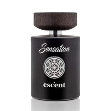 Încarcă imaginea în Galerie, Escent Sensation este o apă de parfum cu un caracter dulce și seducător, potrivită atât pentru femei, cât și pentru bărbați.
