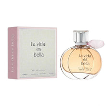 Încarcă imaginea în Galerie, Fragrance World La Vida es Bella 100ml - Apa de Parfum Pentru Femei
