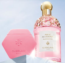 Încarcă imaginea în Galerie, Guerlain Aqua Allegoria Florabloom Hand Cream 50ml - Crema de Maini Hidratanta
