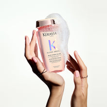 Încarcă imaginea în Galerie, Kerastase Gloss Absolu Bain Hydra-Glaze 250ml - Sampon Hidratant - Beauty Lounge
