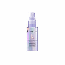 Încarcă imaginea în Galerie, Kerastase Blond Absolu Blonde Guard este un tratament leave-in fara clatire, special conceput pentru protectia si hidratarea tuturor tipurilor de par blond, decolorat sau cu suvite.
