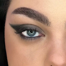 Încarcă imaginea în Galerie, Layla Cosmetics My Best Kajal Nero - Khol Creion Contur Ochi
