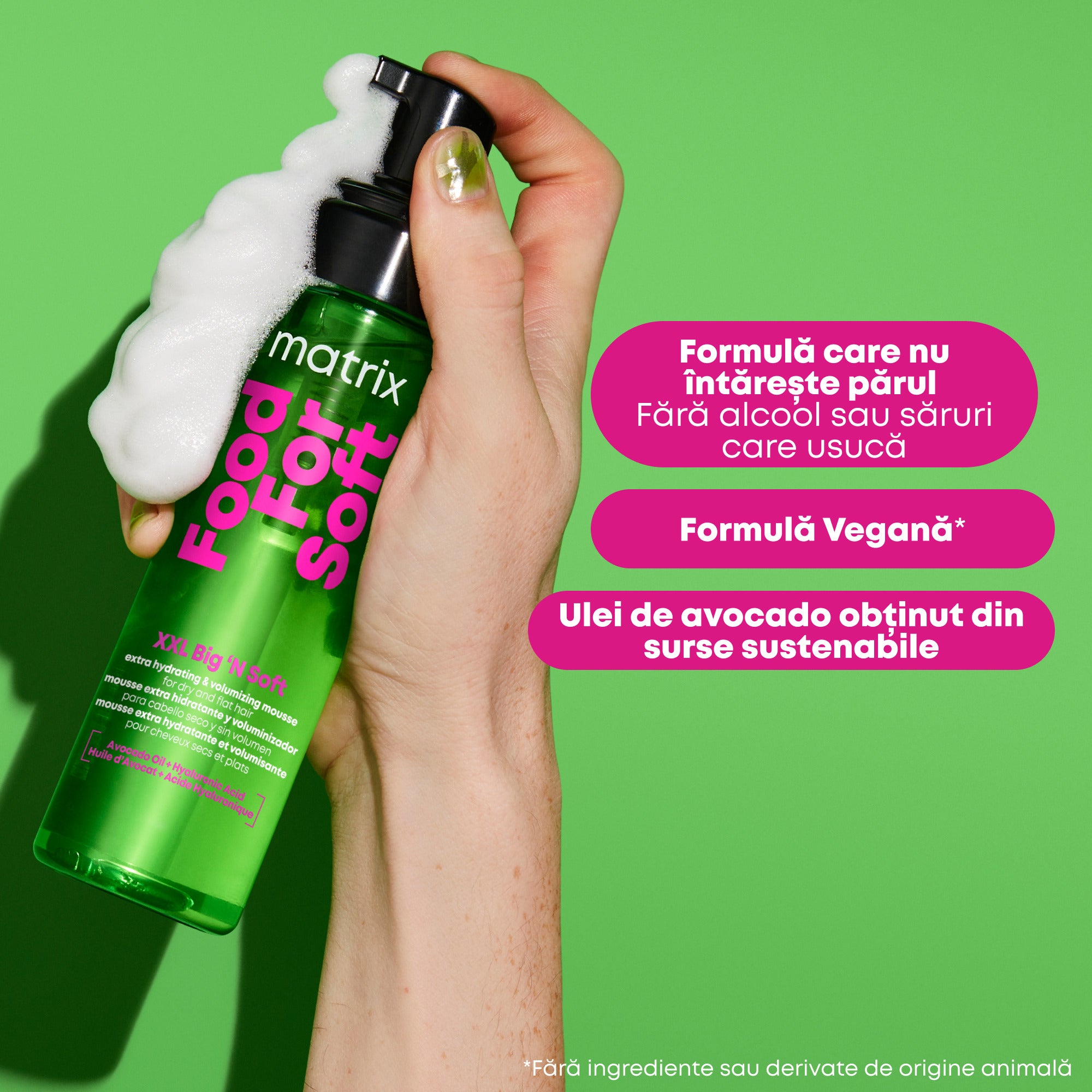 Matrix Food For Soft XXL Big'N Soft este o spuma profesionala pentru styling, creata pentru toate tipurile si texturile de par uscat sau lipsit de volum.
