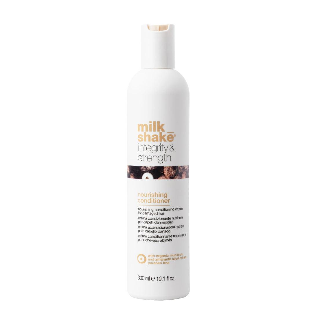 MilkShake Integrity and Strenght Nourishing Conditioner are o formula imbunatatita, cu textura cremoasa, ce descurca parul instant, il disciplineaza si ii reda vitalitatea.