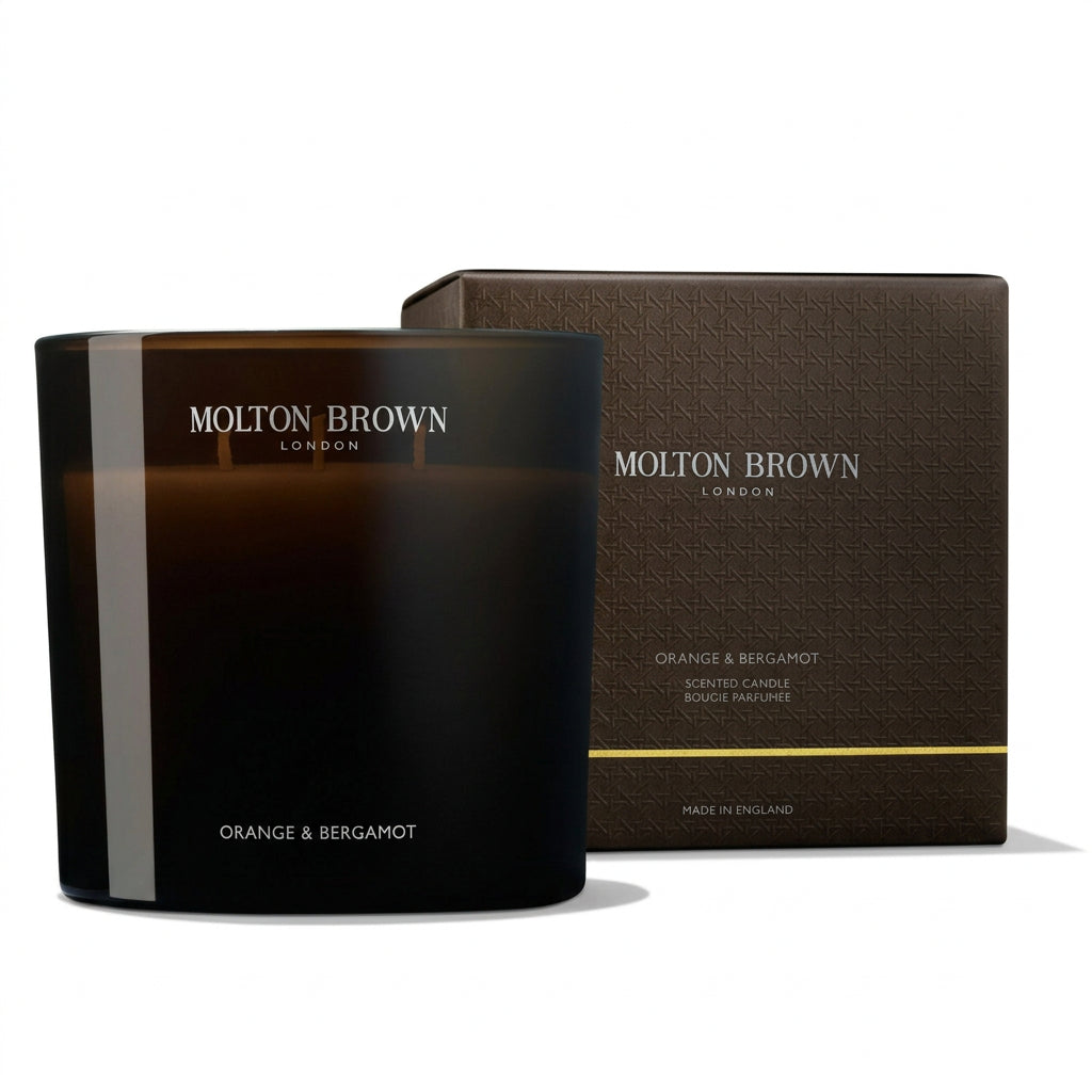 Molton Brown Mesmerising Oudh Accord and Gold - Lumanare Parfumata 600g