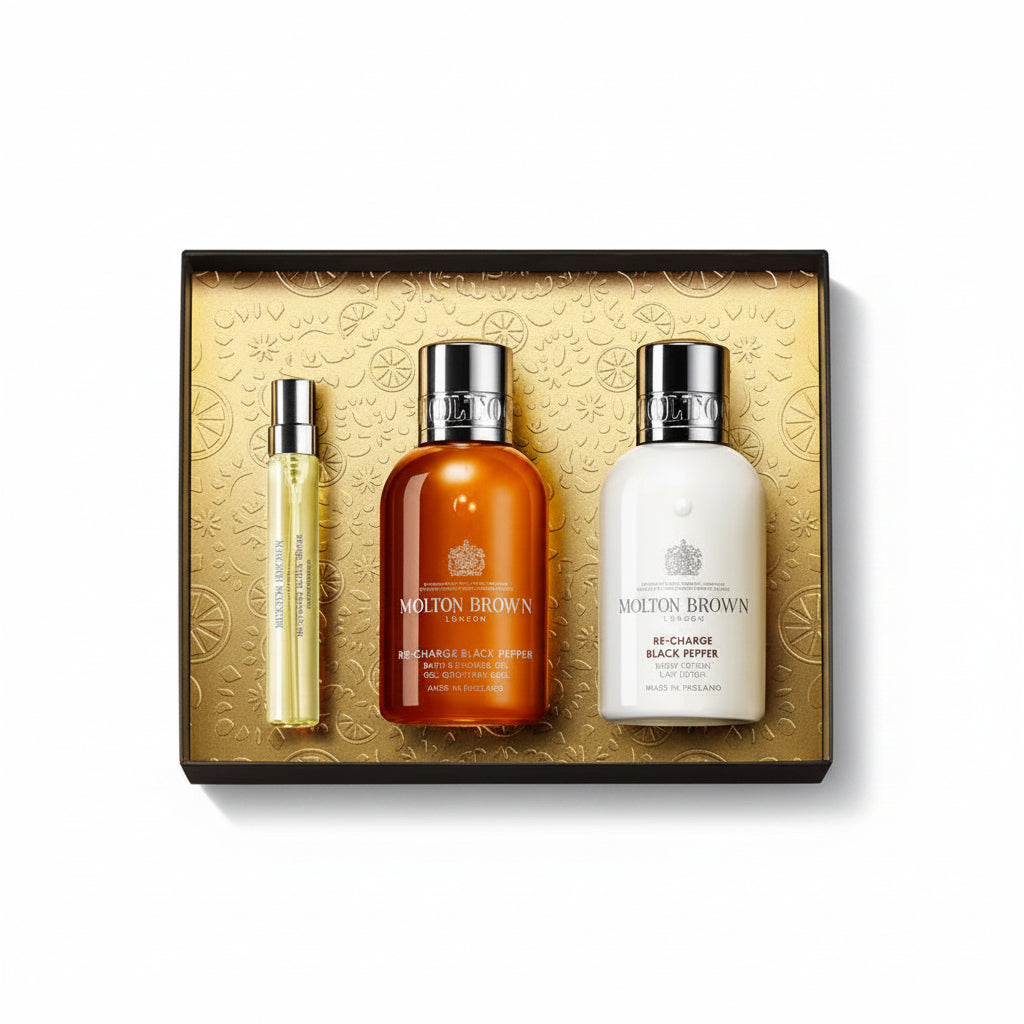 Molton Brown Re-Charge Black Pepper Travel Gift Set - Set Cadou Corp Pentru Barbati - Beauty Lounge