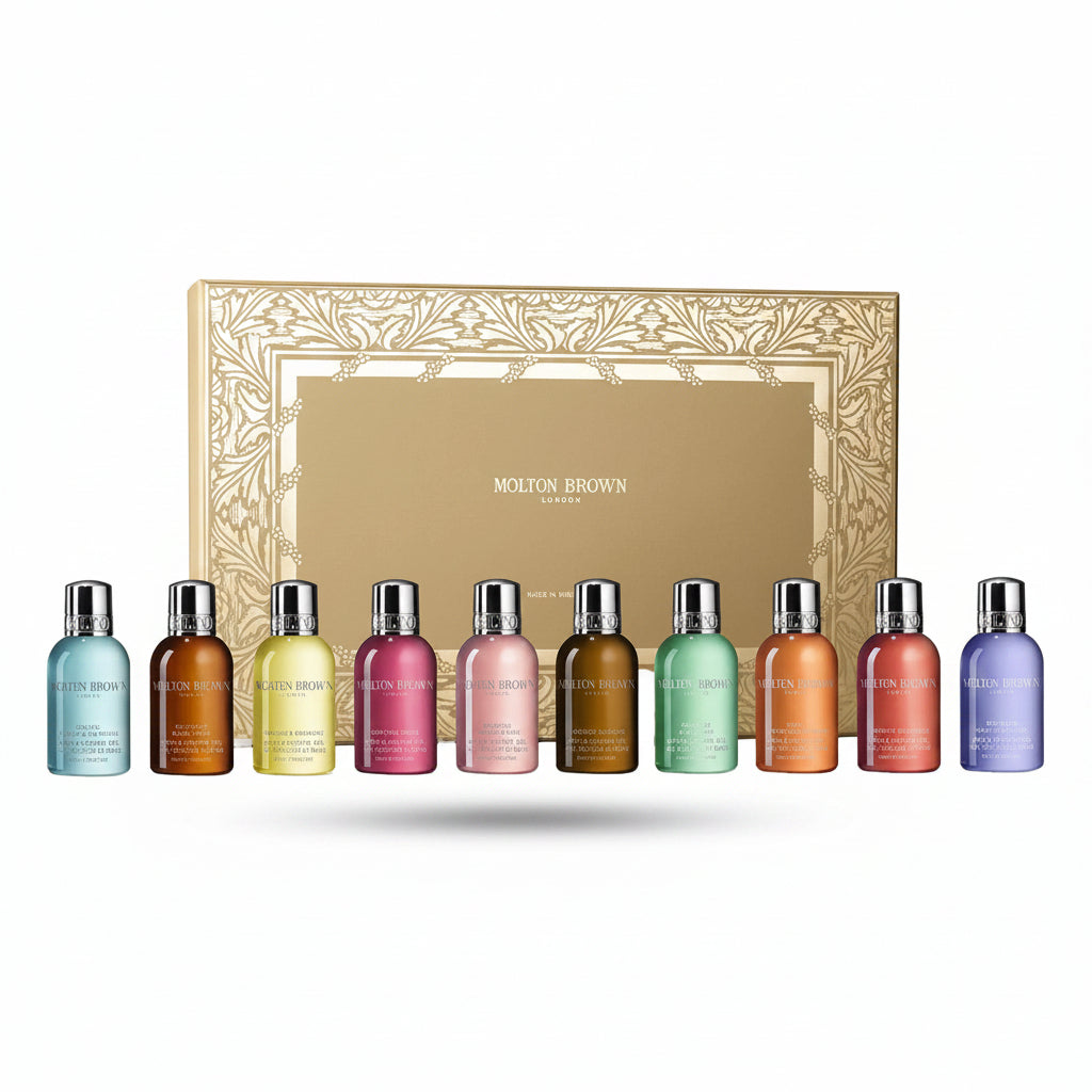 Molton Brown Stocking Filler Collection Gift Set 10x50ml este un set cadou de lux ce reunește cele mai îndrăgite 10 geluri de duș ale brandului, într-un format travel-size ideal pentru descoperire sau călătorii.