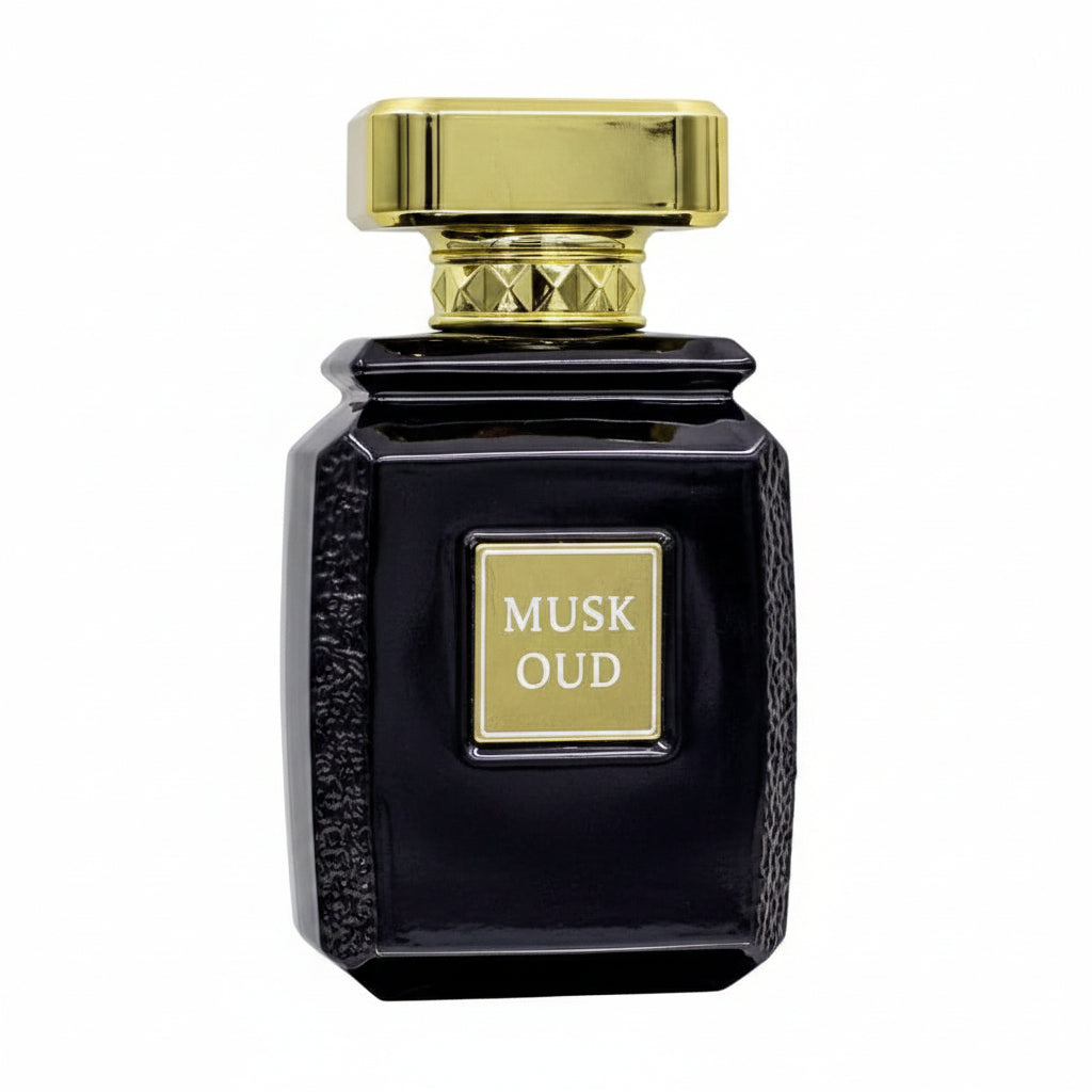 Un parfum oriental-curat si elegant, care imbina rafinamentul moscului alb cu profunzimea lemnului de oud.