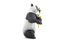 Încarcă imaginea în Galerie, Papo Animale Salbatice Figurina Urs Panda cu Bambus
