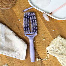 Încarcă imaginea în Galerie, Olivia Garden Finger Brush Medium Combo Lavender - Perie de Par Paddle Descurcare - Beauty Lounge
