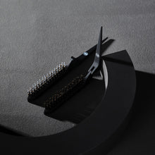 Încarcă imaginea în Galerie, Olivia Garden Styler-Up - Perie Tapat Pliabila din Par de Mistret Pentru Volum si Stralucire -Beauty Lounge
