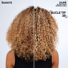 Încarcă imaginea în Galerie, Redken Acidic Bonding Curls 1000ml - Sampon Regenerator Pentru Par Cret

