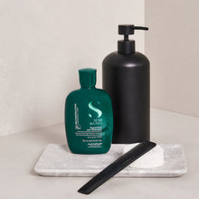 Încarcă imaginea în Galerie, Alfaparf Milano Reparative Low Shampoo - Sampon De Reconstructie 250ml
