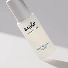 Încarcă imaginea în Galerie, Babor Skinovage Moisturizing Serum 30ml - Ser Hidratant Concentrat cu Acid Hialuronic și Polizaharide Marine pentru Ten Uscat și Deshidratat - Beauty Lounge
