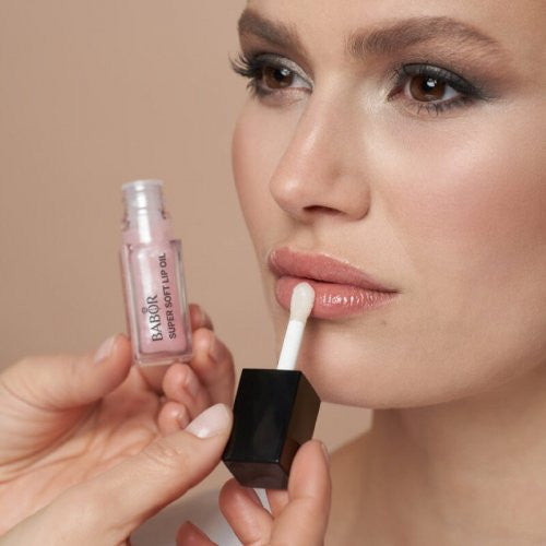 Babor Super Soft Lip Oil 6.5ml 01 Pearl Pink - Ulei de Buze Nutritiv cu Ulei de Argan pentru Buze Hidratate și Lucioase - Beauty Lounge